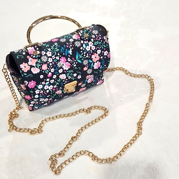 Amazon Handbags - Black Floral Crossbody Purse Unbranded NWOT